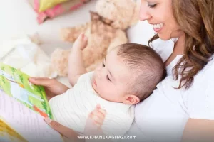 کتاب خواندن برای نوزادان